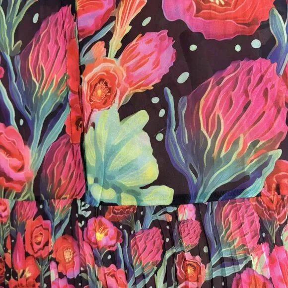 Farm Rio Dress Womens Size Large Anthropologie Pleated Drop-Waist Maxi Red NWT - Picture 7 of 10